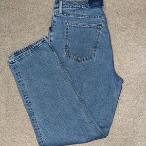 Abercrombie & Fitch The 90s Straight Ultra High Rise